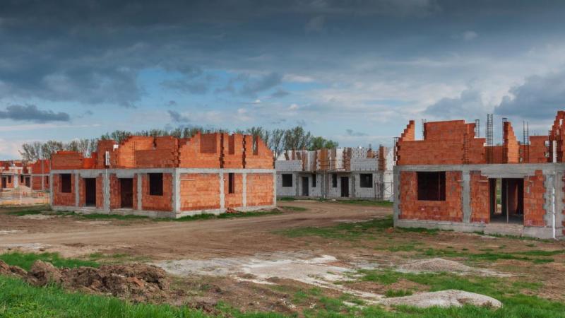 Suivi de chantier &agrave; Chartres, les &eacute;tapes cl&eacute;s pour un projet r&eacute;ussi